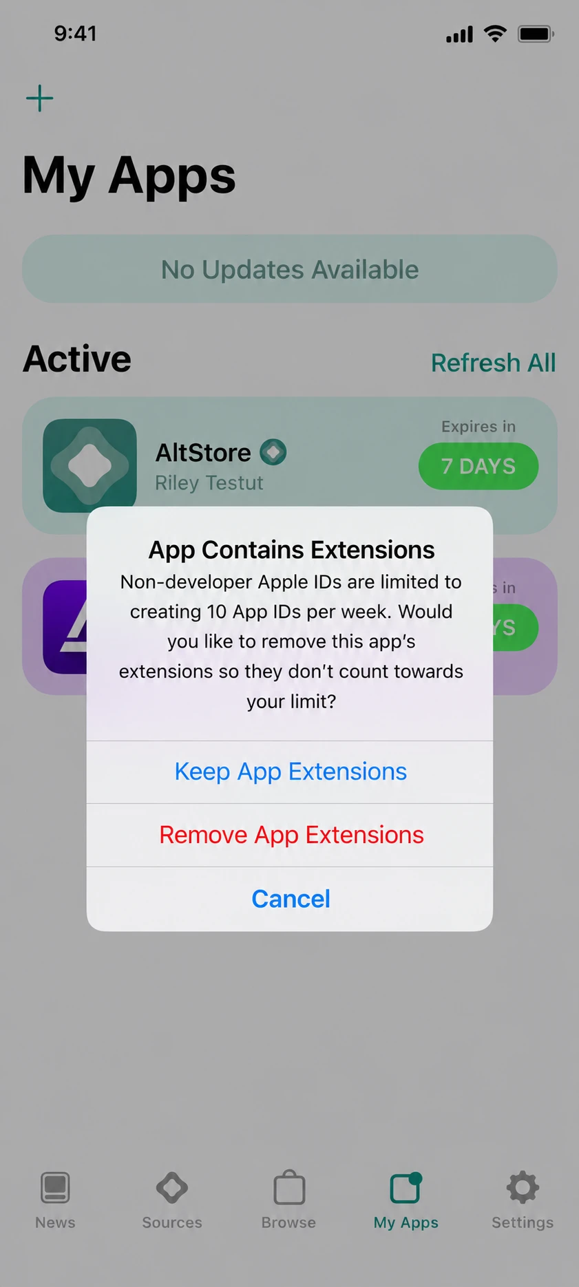 AltStore App Contains Extensions dialog with Remove App Extensions